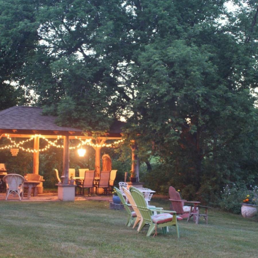 Hayden Creek Inn Springfield Center Exteriör bild